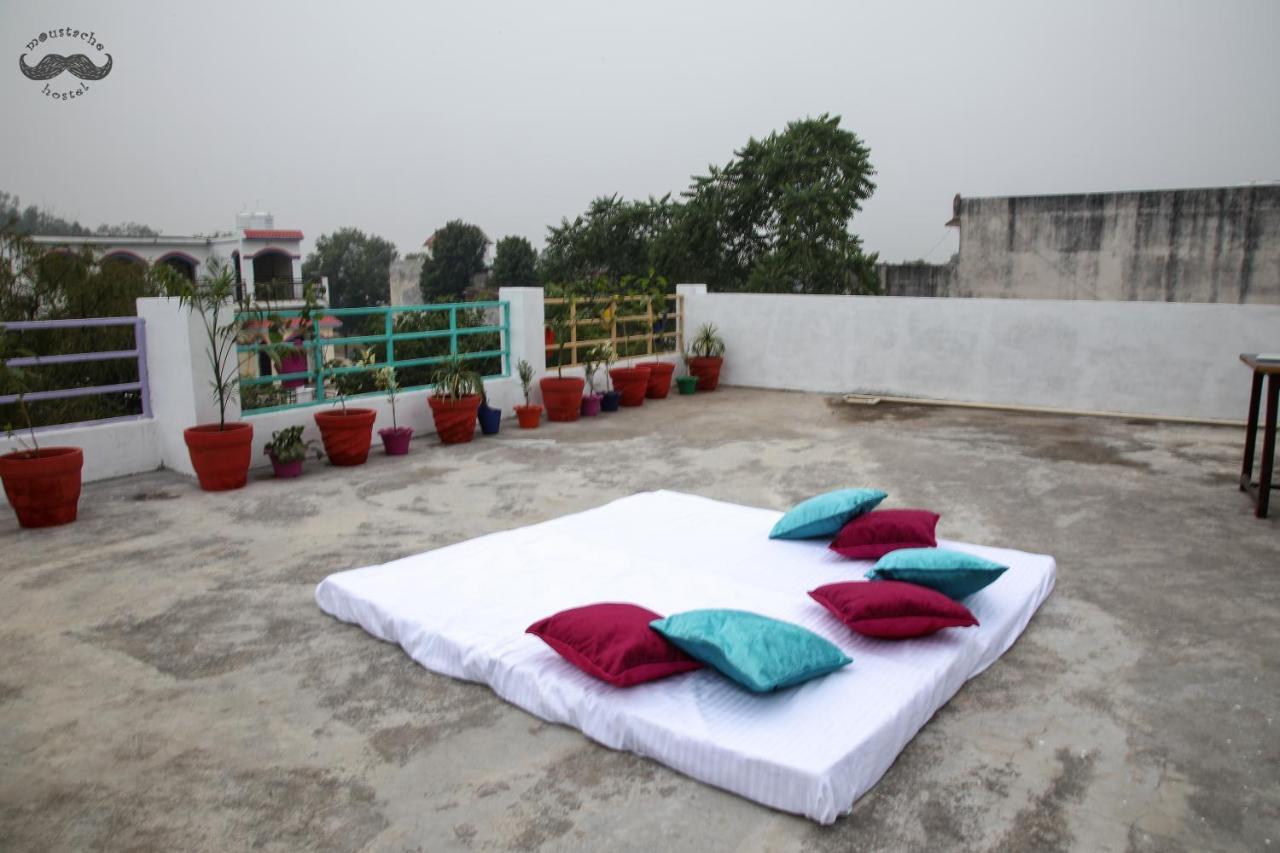 Moustache Khajuraho Hostel Exterior foto
